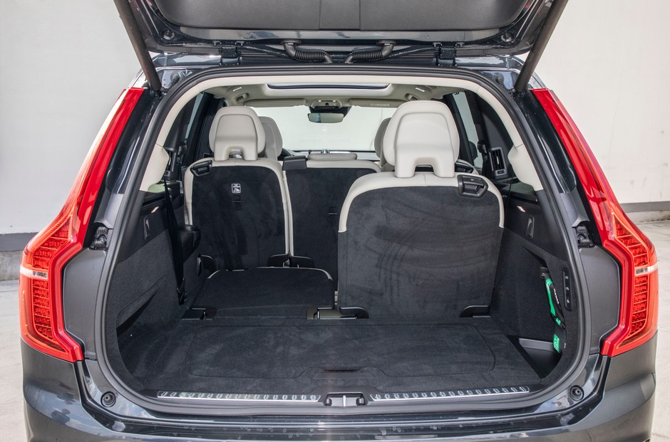 Volvo XC90 B5