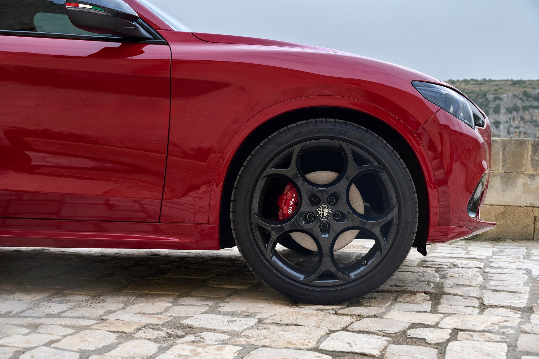 Alfa Romeo Stelvio Tributo Italiano