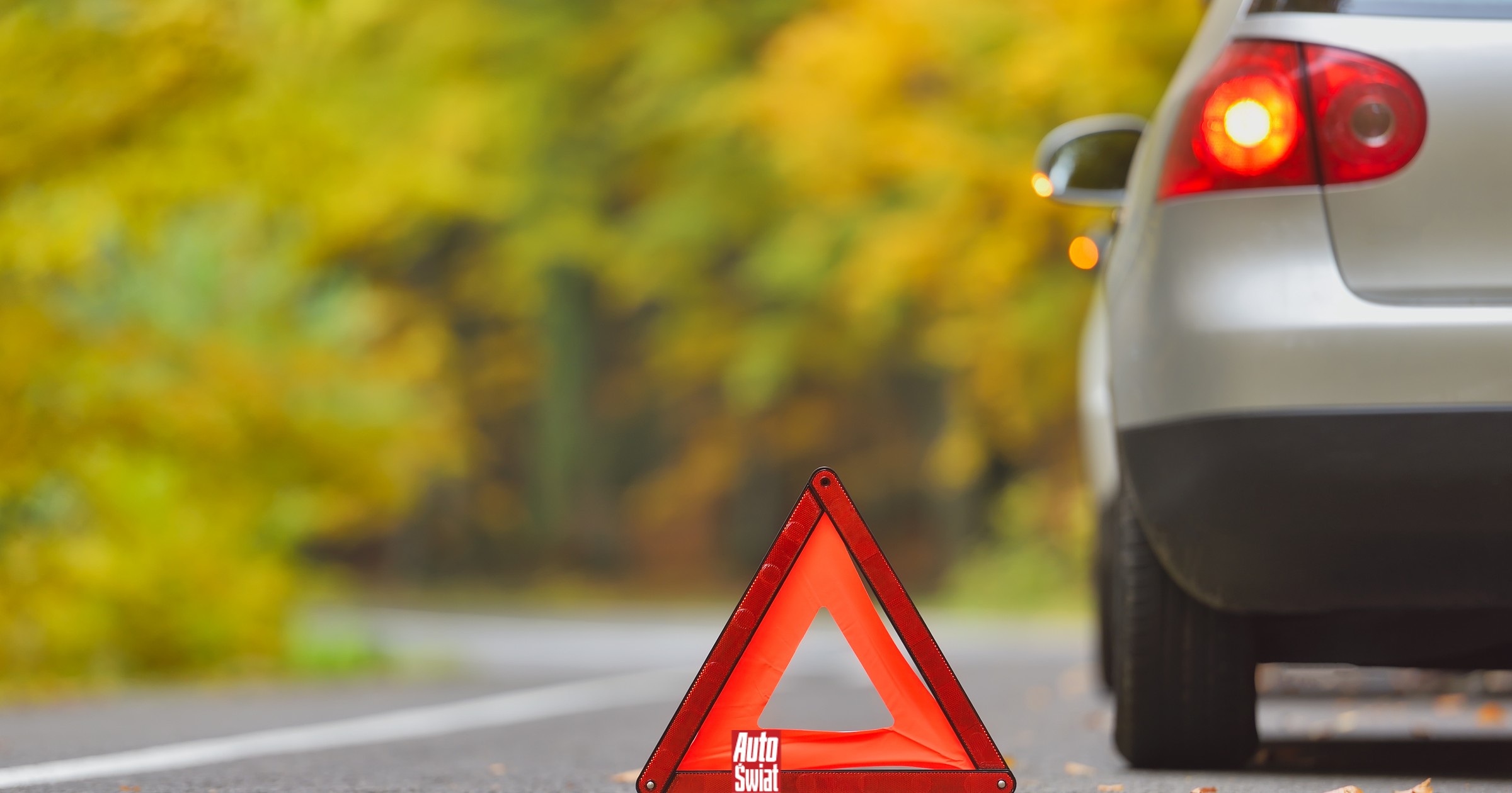 Awaria na autostradzie. Dzięki tym zasadom unikniesz najgorszego