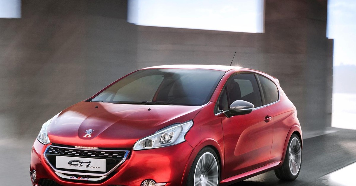 Peugeot 208 GT i XY: dwie koncepcje