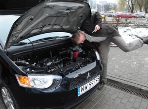Jak wymienić żarówkę?