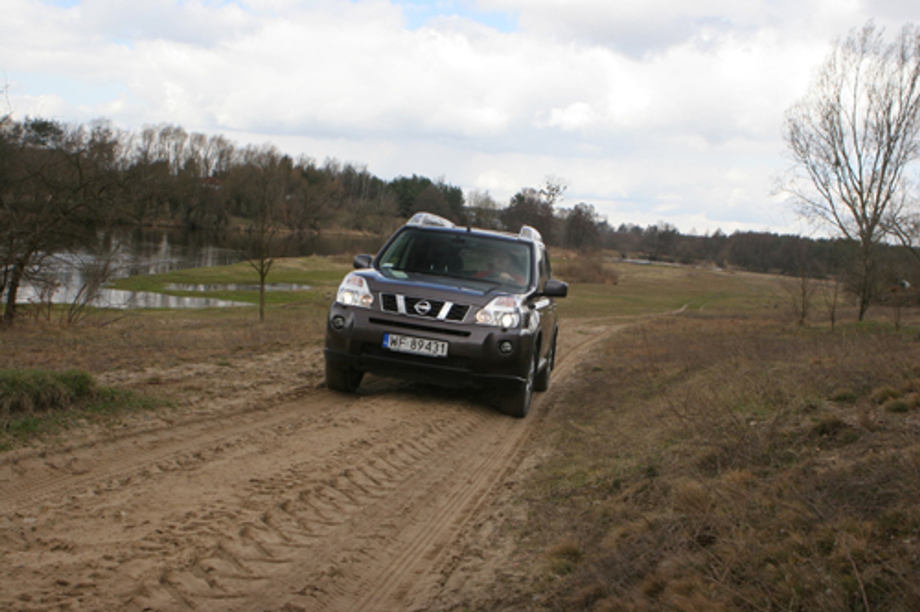 Nissan X-Trail 2.0 dci LE - Wygodny, ale drogi