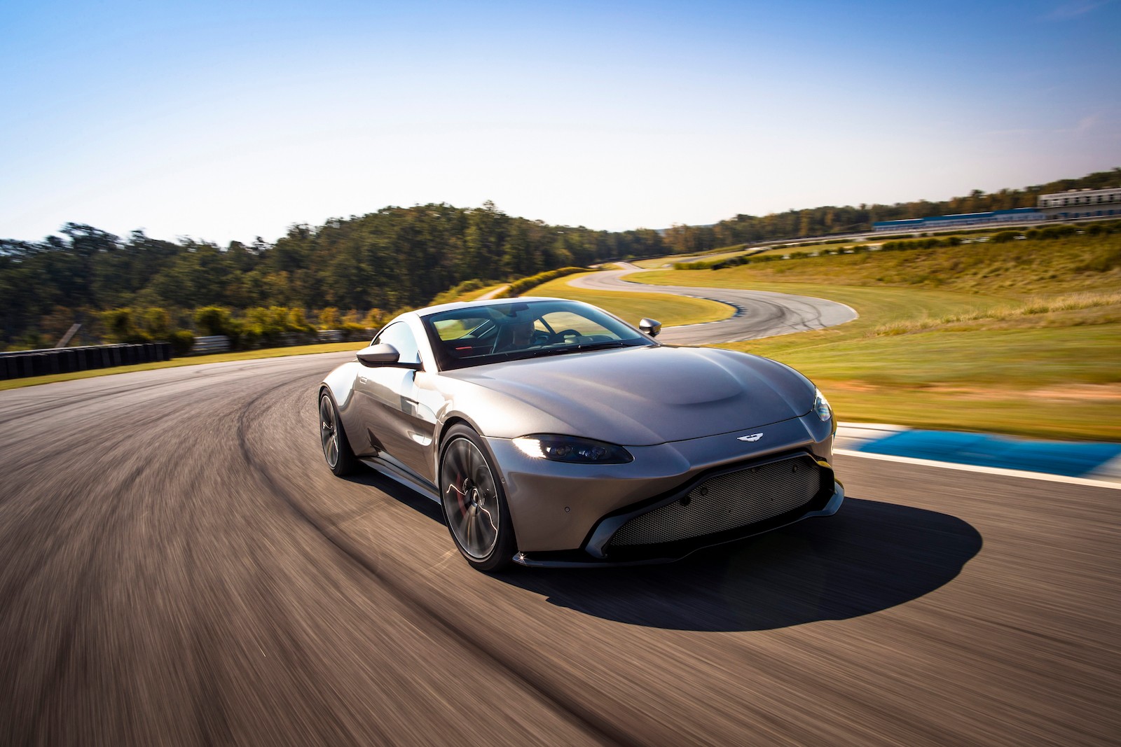 Aston Martin Vantage