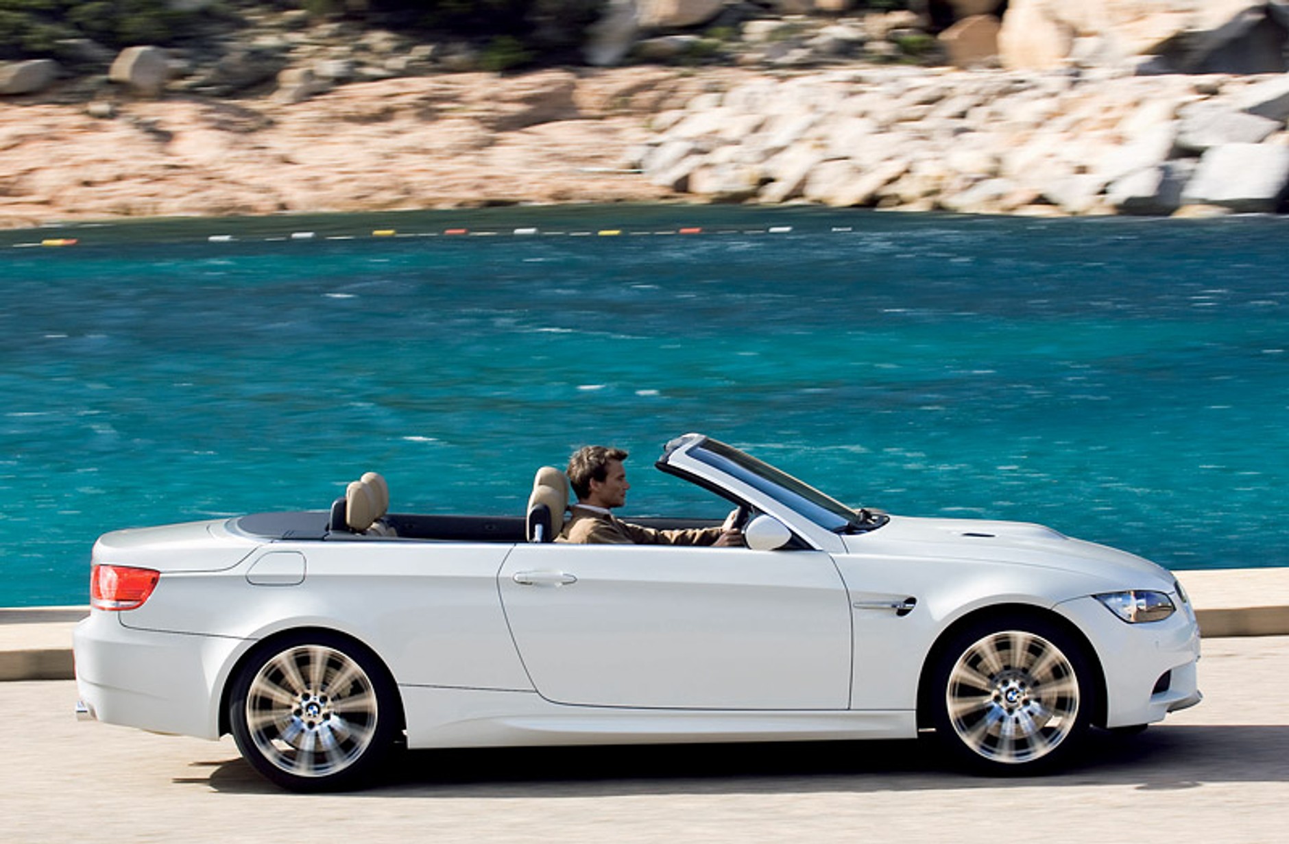 BMW: nowe M3 Cabrio - mocne wrażenia podczas jazdy