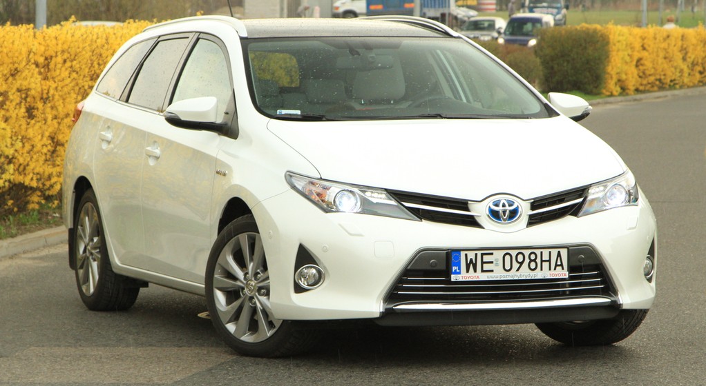 Hybryda zmiast diesla. Test hybrydowej Toyoty Autis