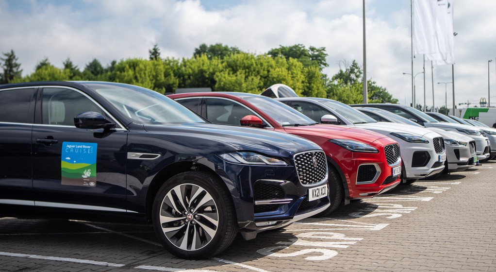 Jaguar Land Rover Cruise 2021