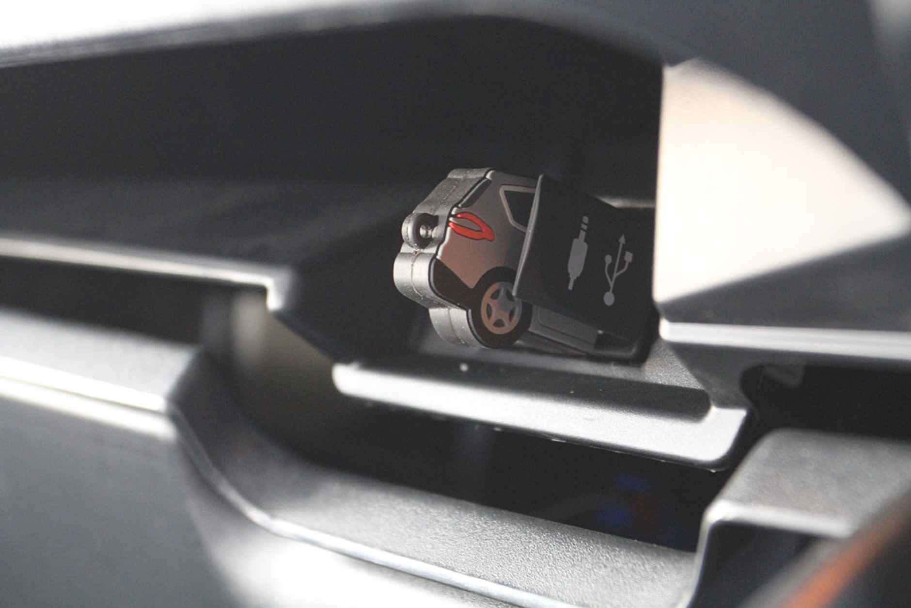 Wszystko o nowej Toyocie Yaris: radzimy, którą wersję wybrać