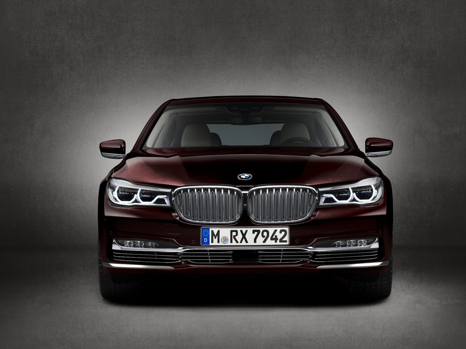 BMW M760Li xDrive V12 Excellence