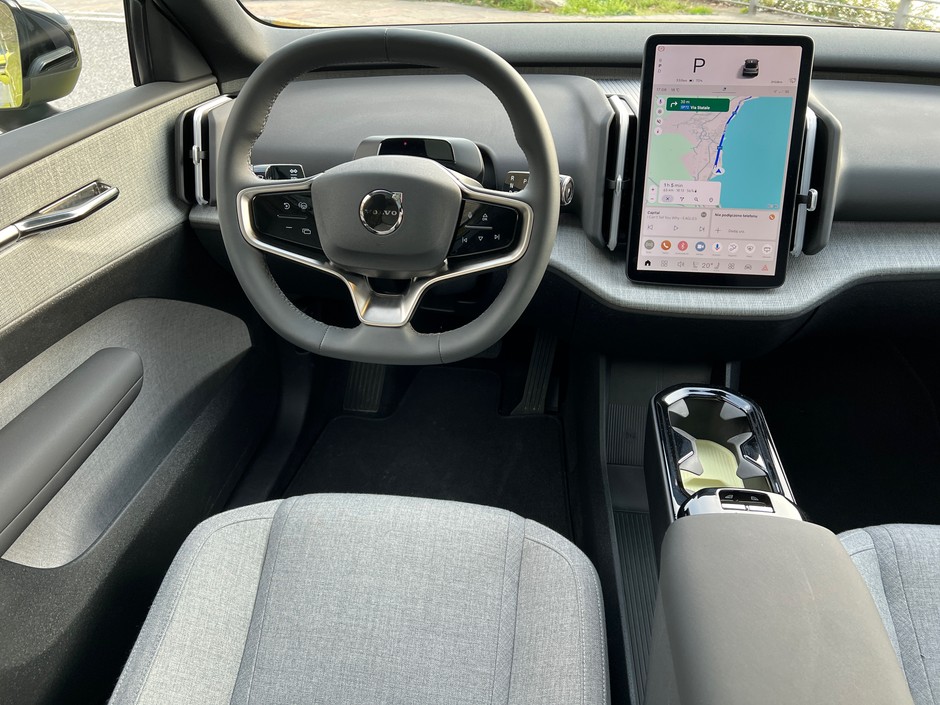 Volvo EX30