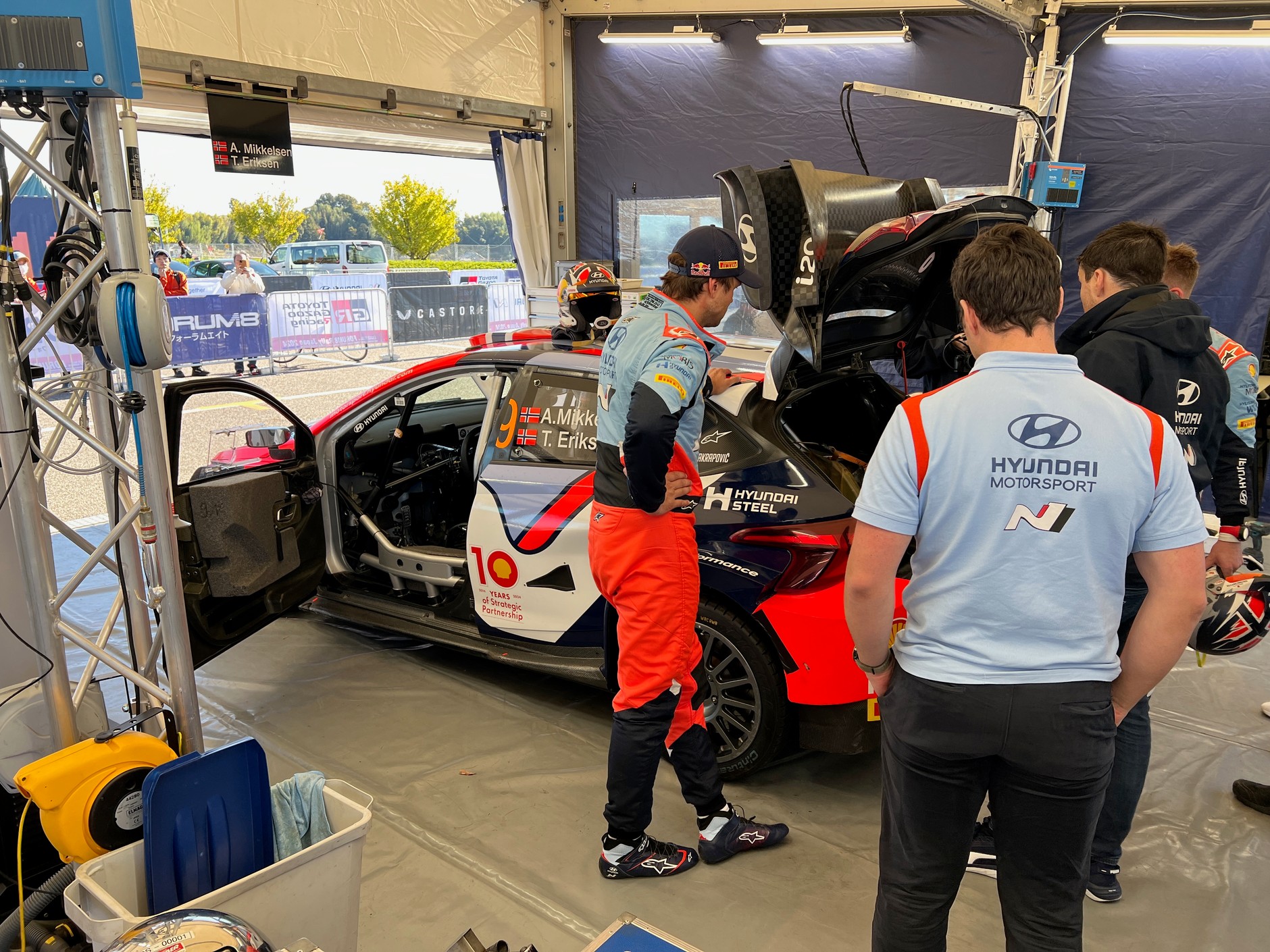 Andreas Mikkelsen będzie wspierał zespół Hyundaia w walce o mistrzowski tytuł