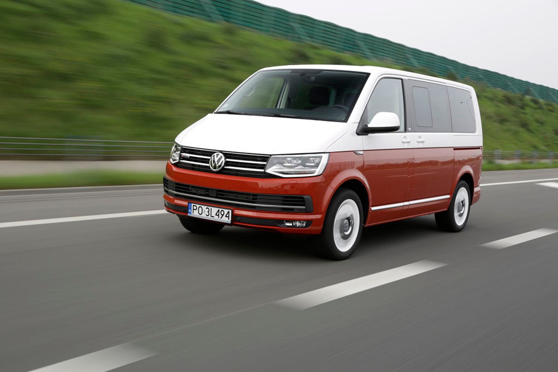 Volkswagen T6 Multivan Generation Six - wygoda dla 7 osób