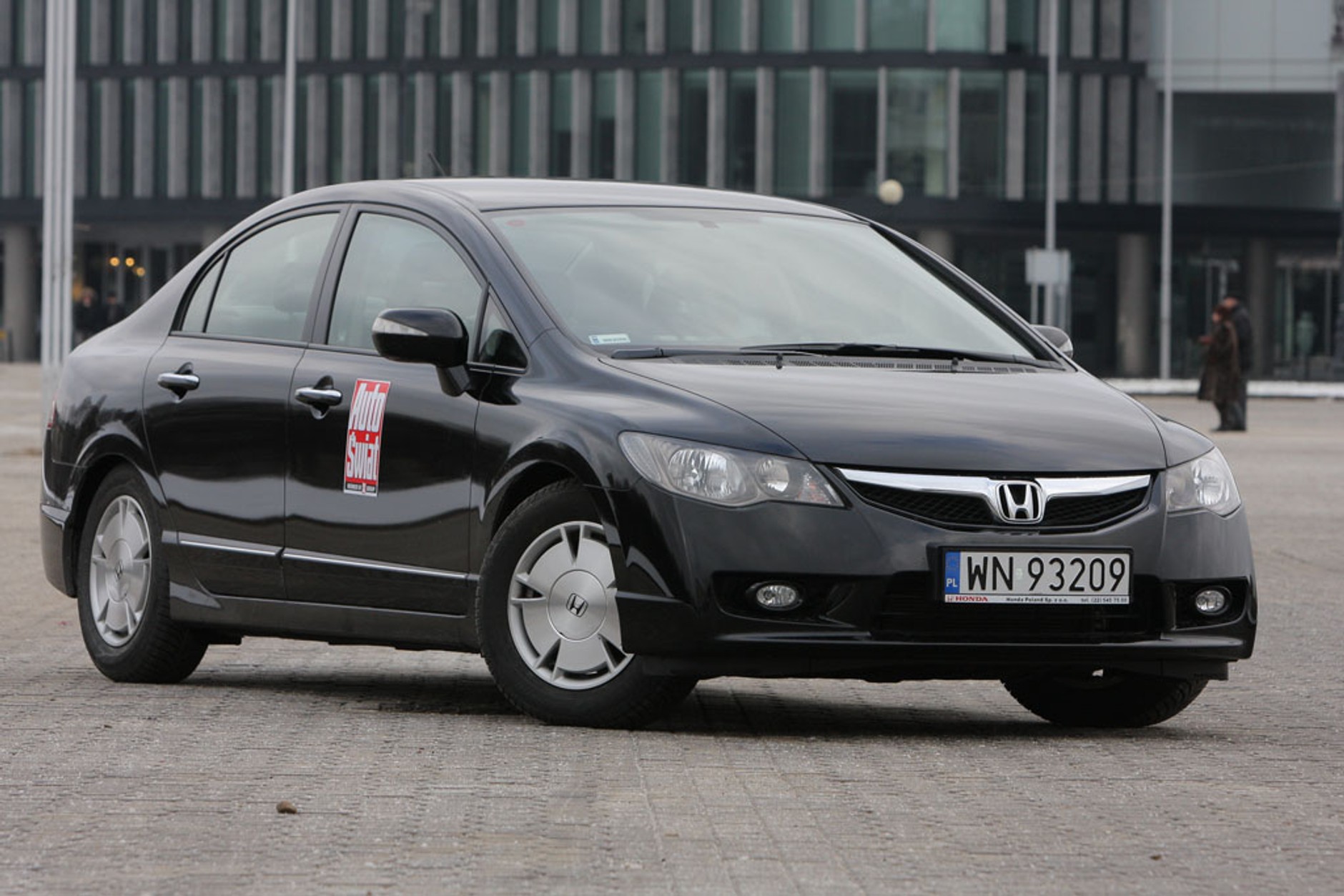 Honda Civic IMA - konkurent Toyoty Prius