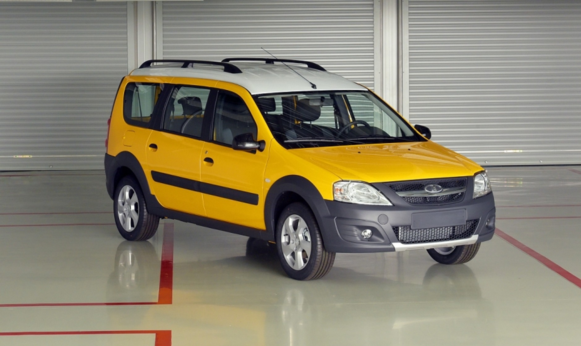 Na Kubę trafi także Łada Largus Cross czyli rosyjski krewniak Dacii Logan