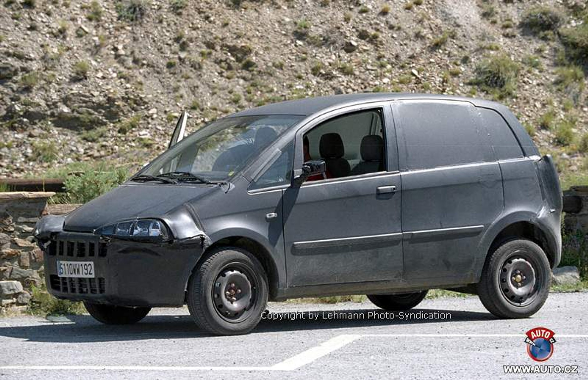 Zdjęcia szpiegowskie: Renault Twingo 2