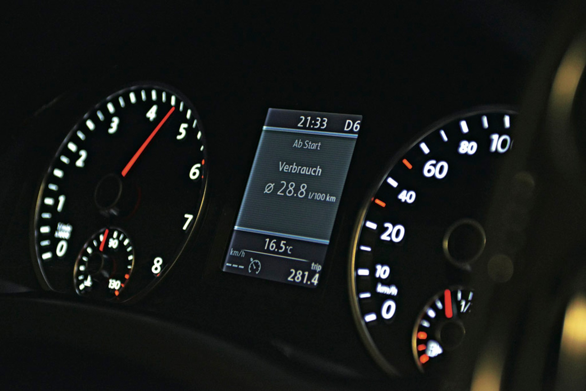 Audi Q5 kontra BMW X3 i VW Tiguan: który SUV okaże się najlepszy