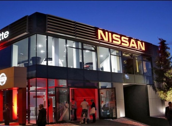 Nissan - Centrum samochodowe Nivette