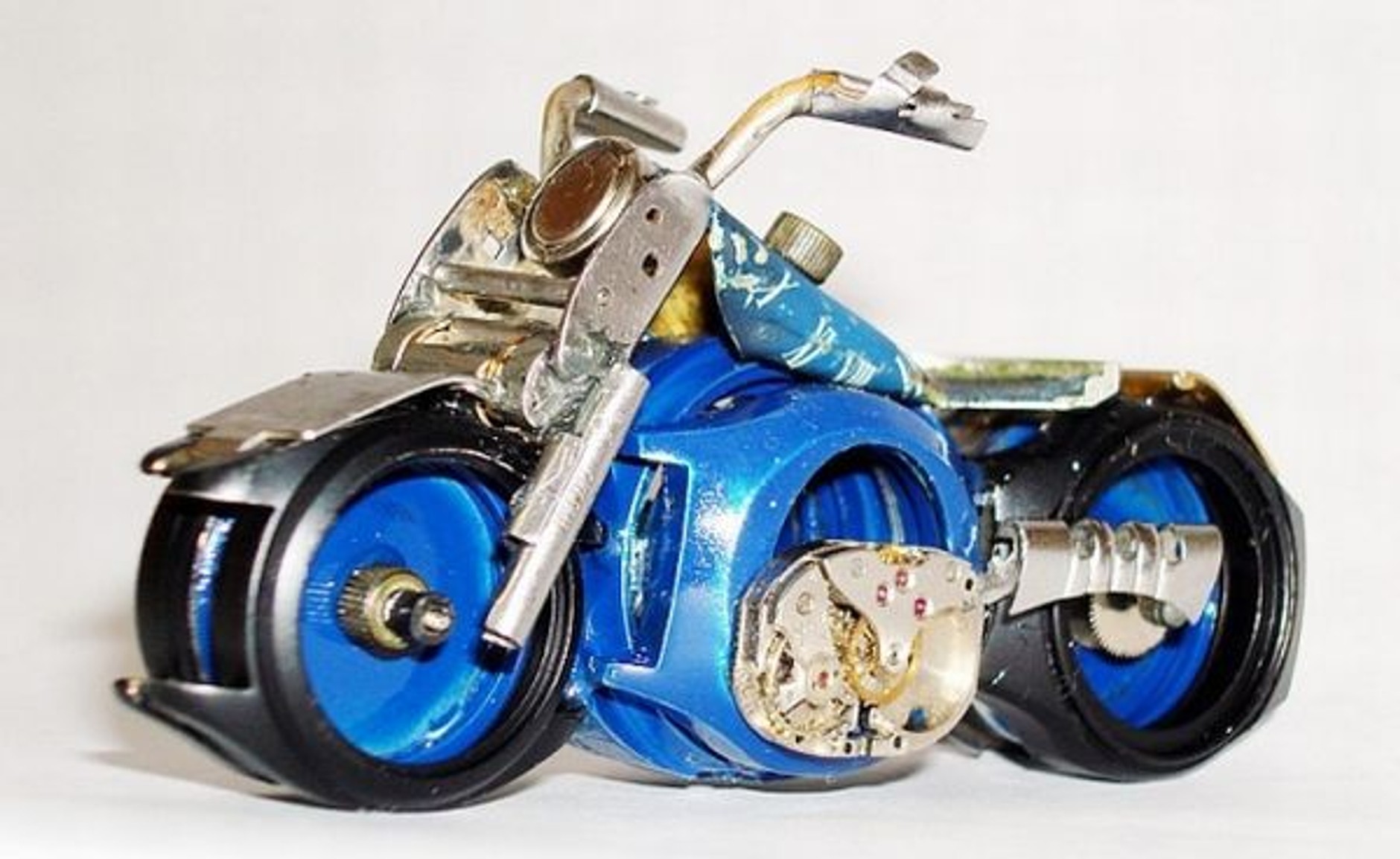 Drugie życie zepsutych zegarków