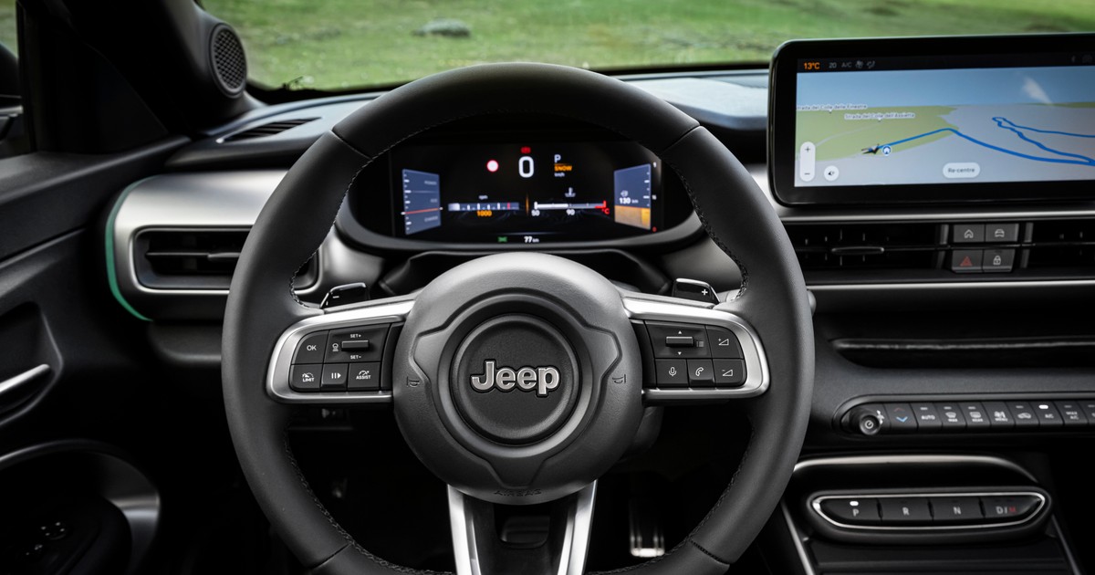 Teraz w niektórych przypadkach kierowcy Jeepów w USA zamiast nawigacji zobaczą... reklamę