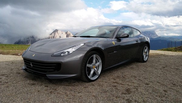Ferrari GTC4 Lusso