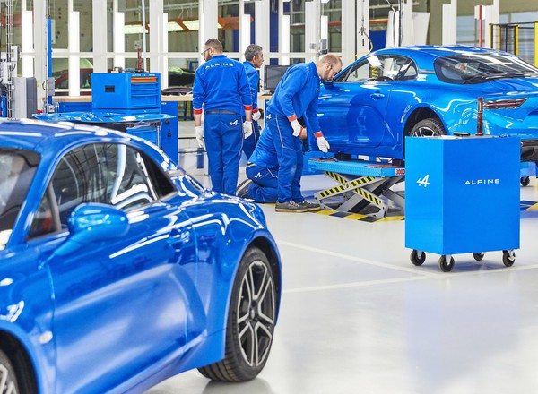 Renault szuka oszczędności - czy to koniec Alpine?