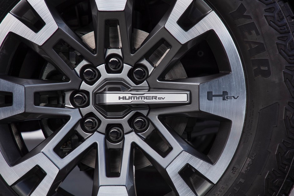 GMC Hummer EV SUV