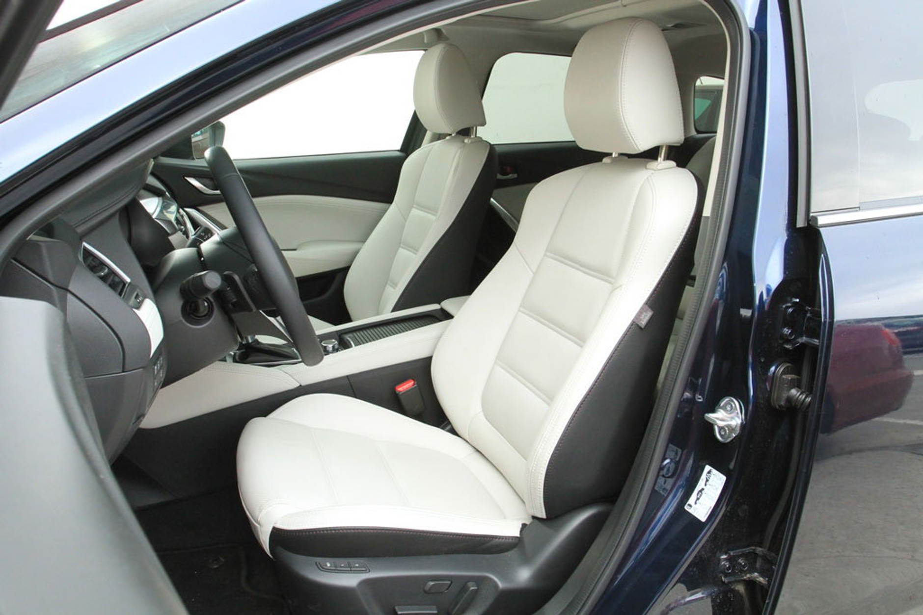 Test Mazdy 6 2.2 Skysctiv-D 4x4 - Na każdą drogę i pogodę