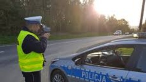 Przekroczył prędkość. Dostał 13 punktów i stracił prawo jazdy