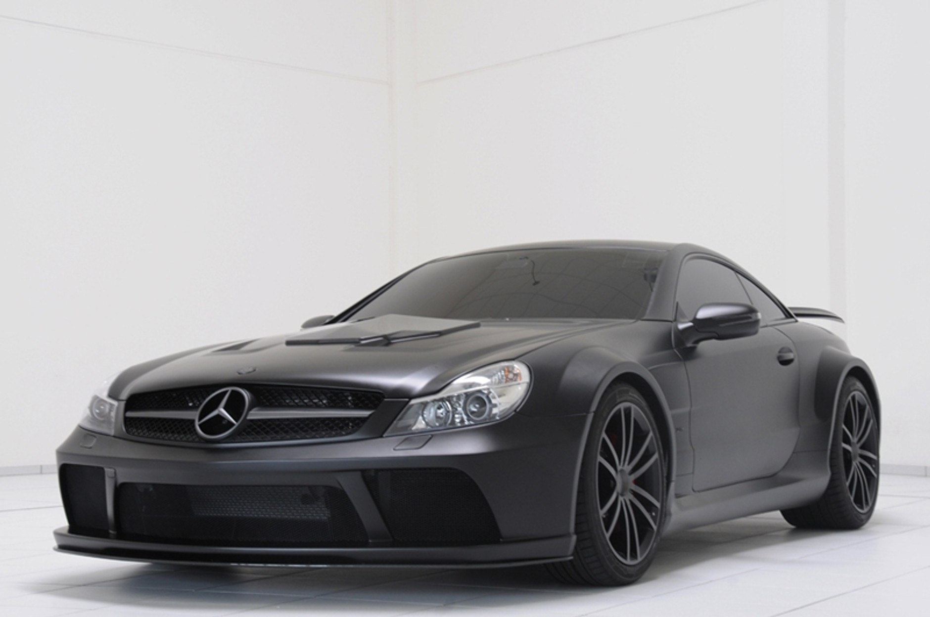 Mercedes Brabus SL65 AMG Black Series – V12, 800 KM, 330 km/h