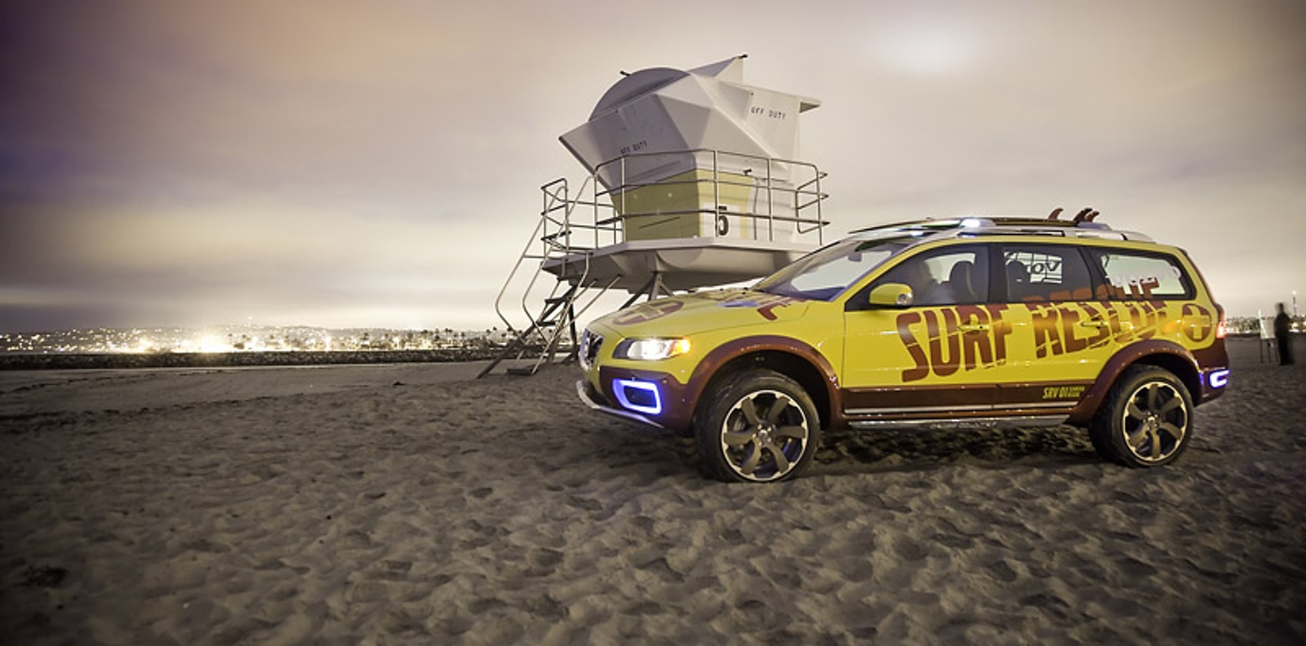 SEMA 2007: Volvo XC70 Surf Rescue Safety – stylowy ratownik
