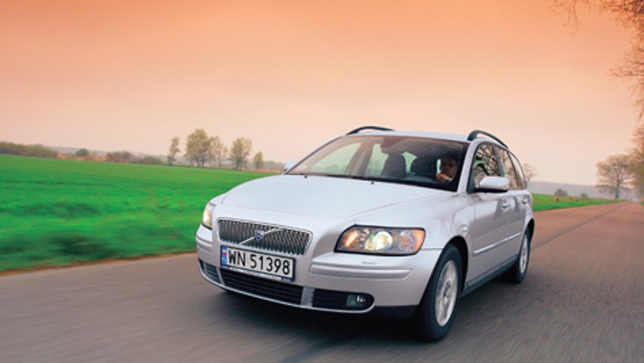 Volvo V50 - Prestiż w kombi