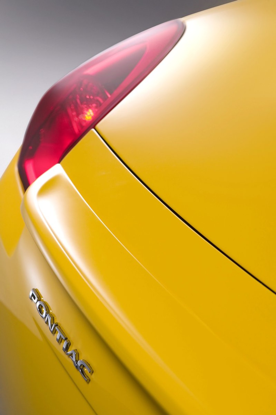 Pontiac Solstice i Saturn Sky: koniec wiatru we włosach (fotogaleria)