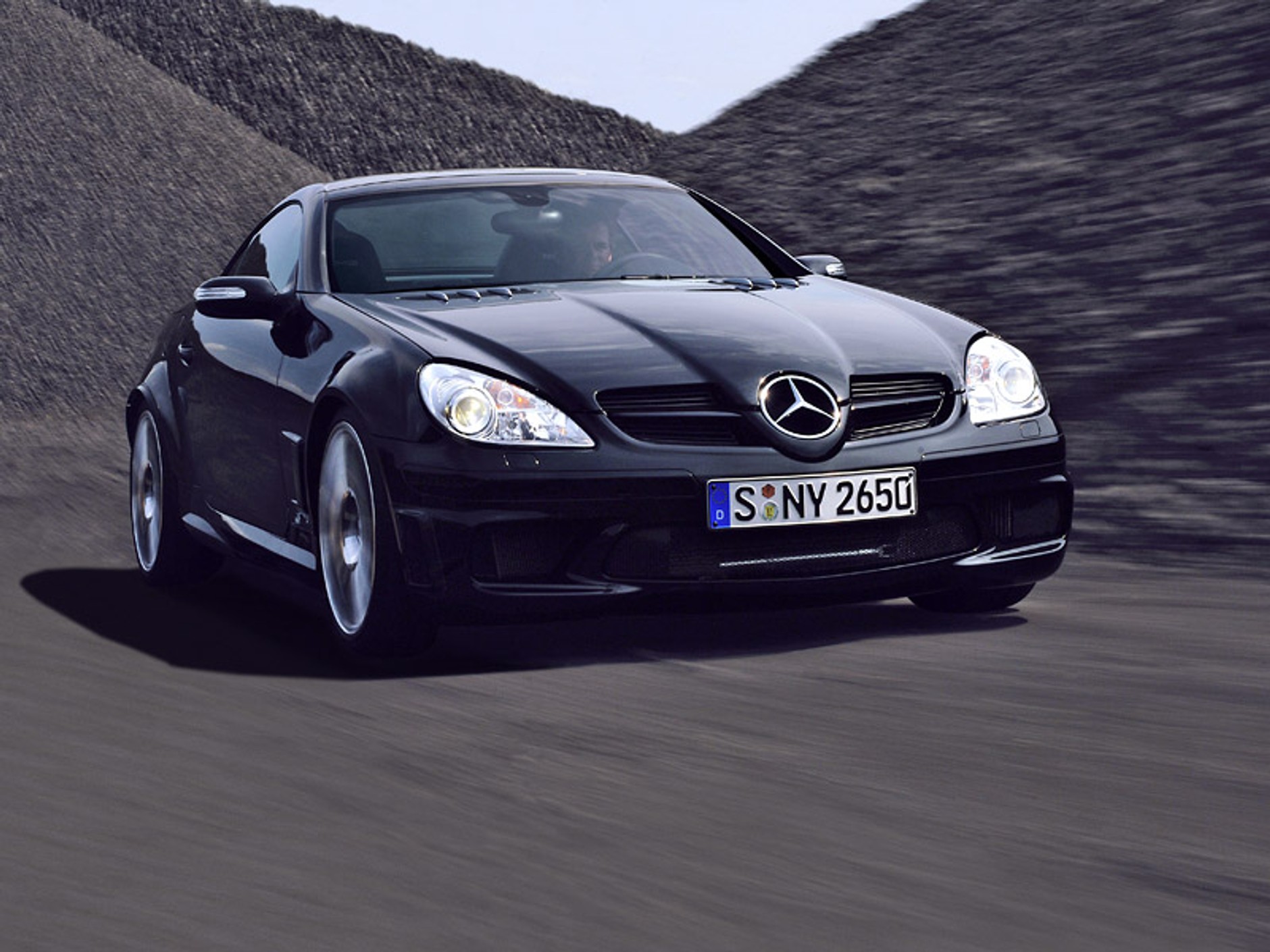 Mercedes-Benz SLK 55 Black Series oficjalnie w sprzedaży