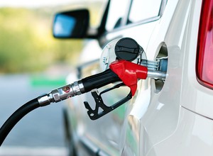 Atrakcyjne ceny paliw na majówkę 2016