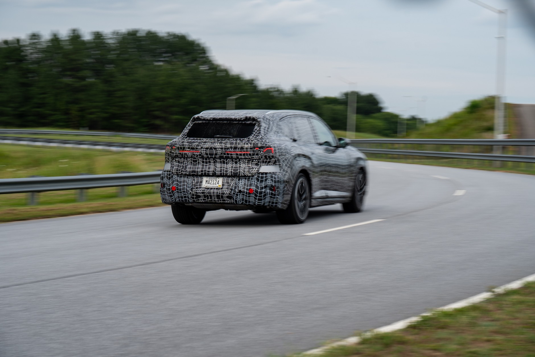 Nowe BMW X5 w specjalnym maskowaniu