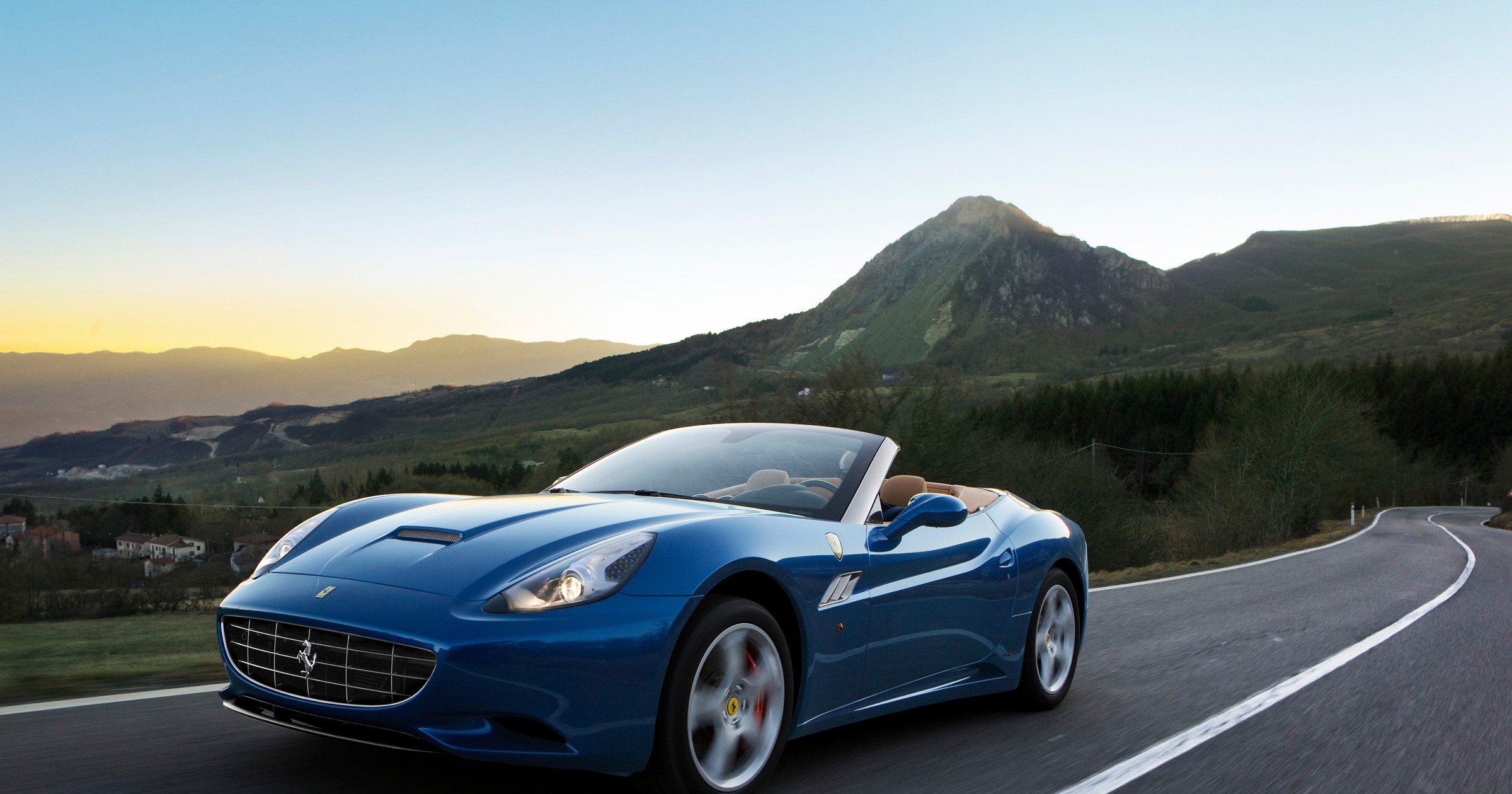 Ferrari California o mocy 490 KM