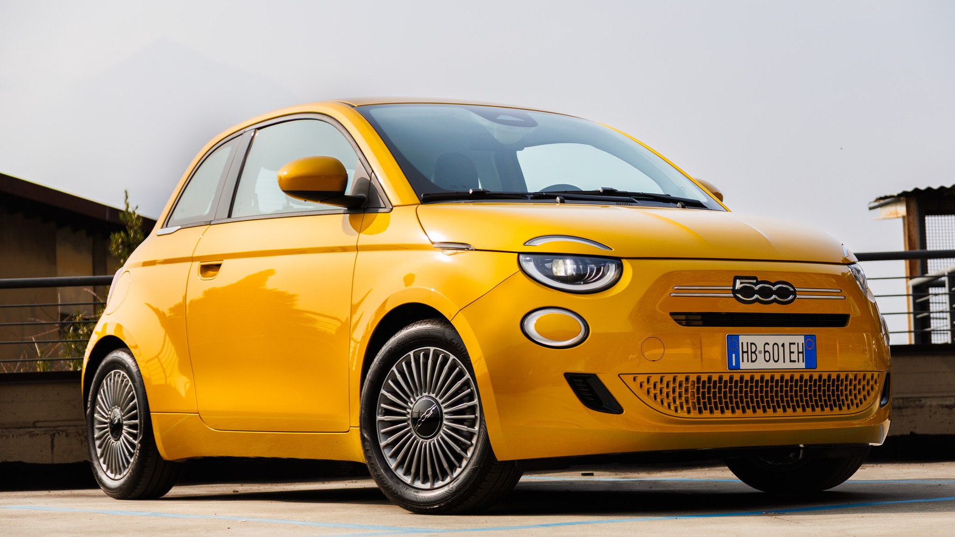 2026 Fiat 500 Hybrid