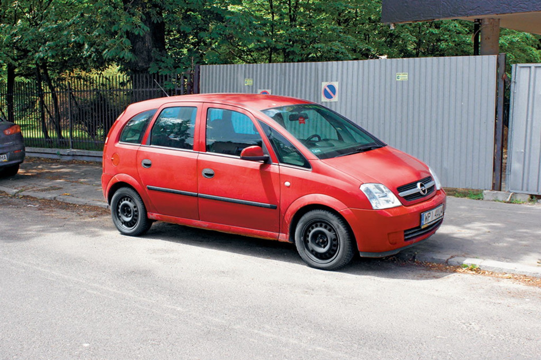 Jak odmłodzić auto? Polerowanie różnych powierzchni w samochodzie