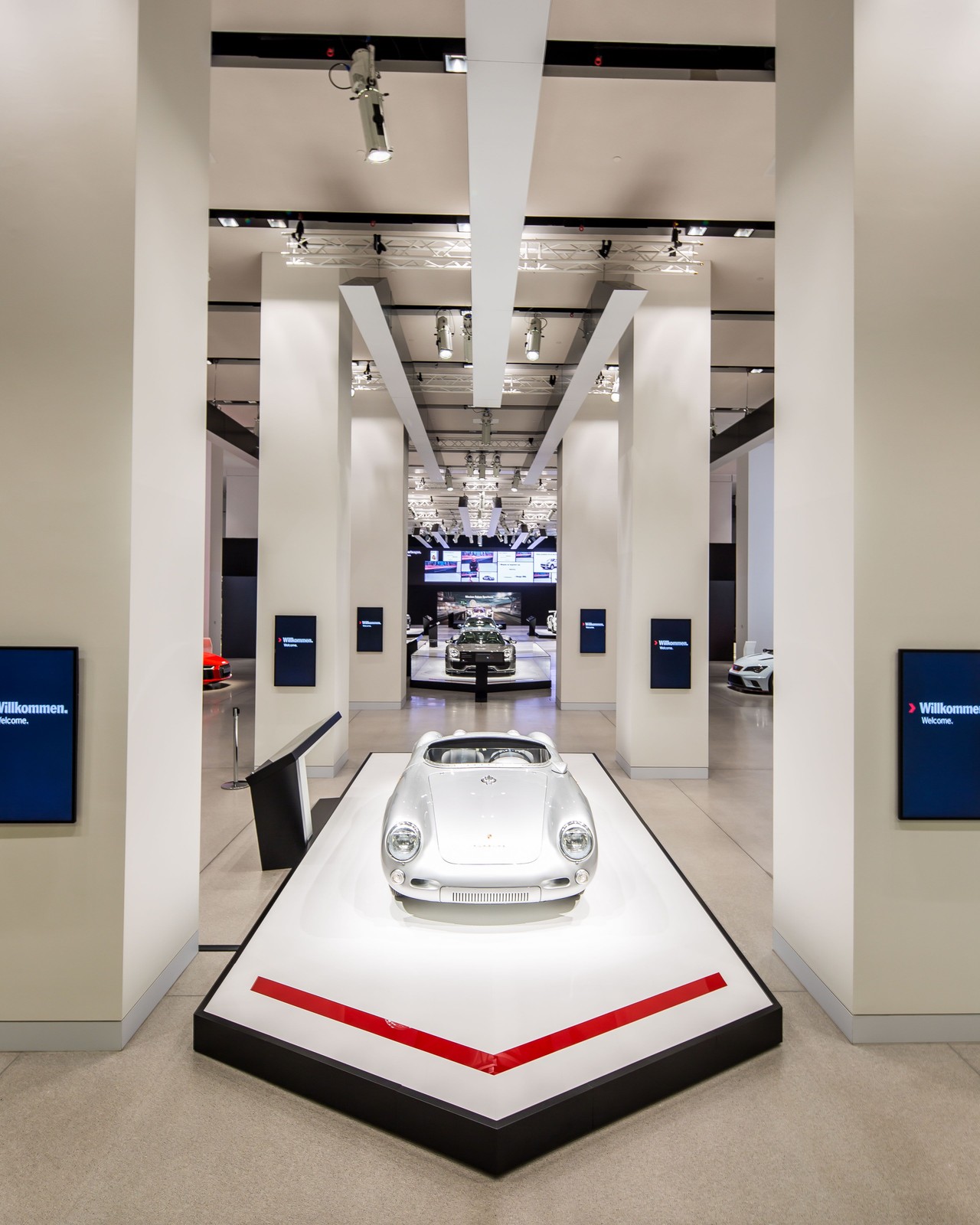 Fascination Sports Cars - The Future of Performance