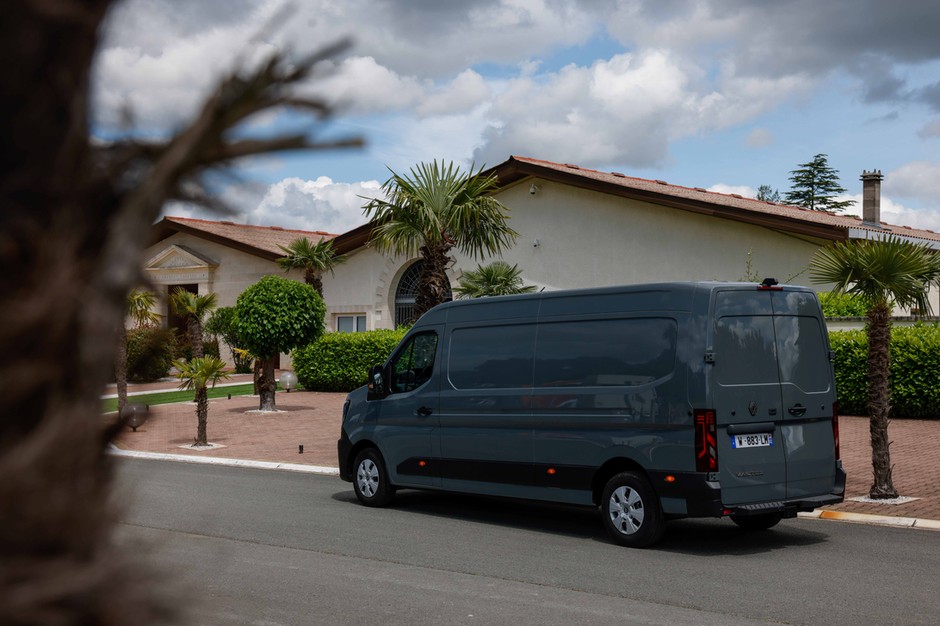 Renault Master 2024