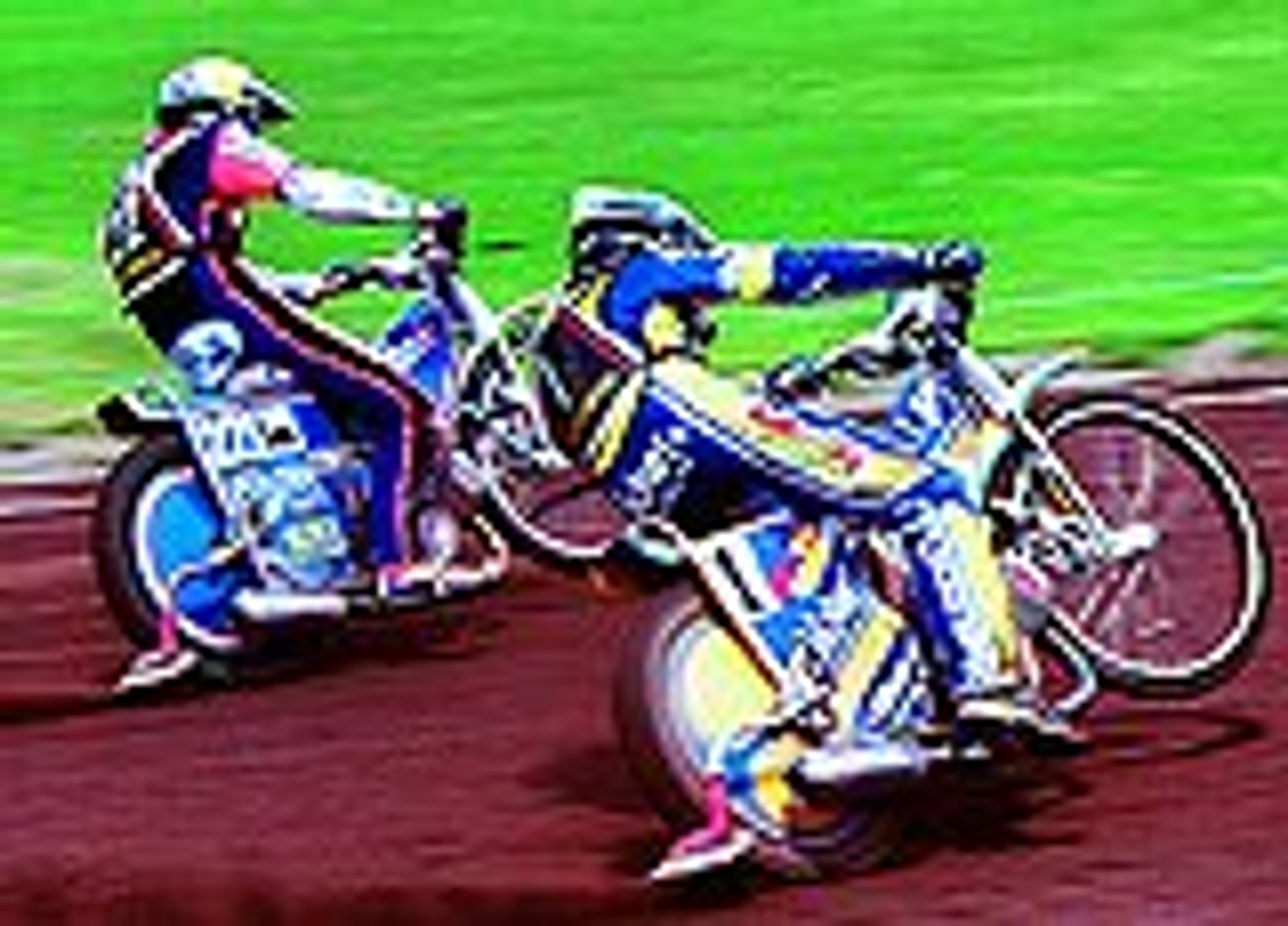 O kilka centymetrów