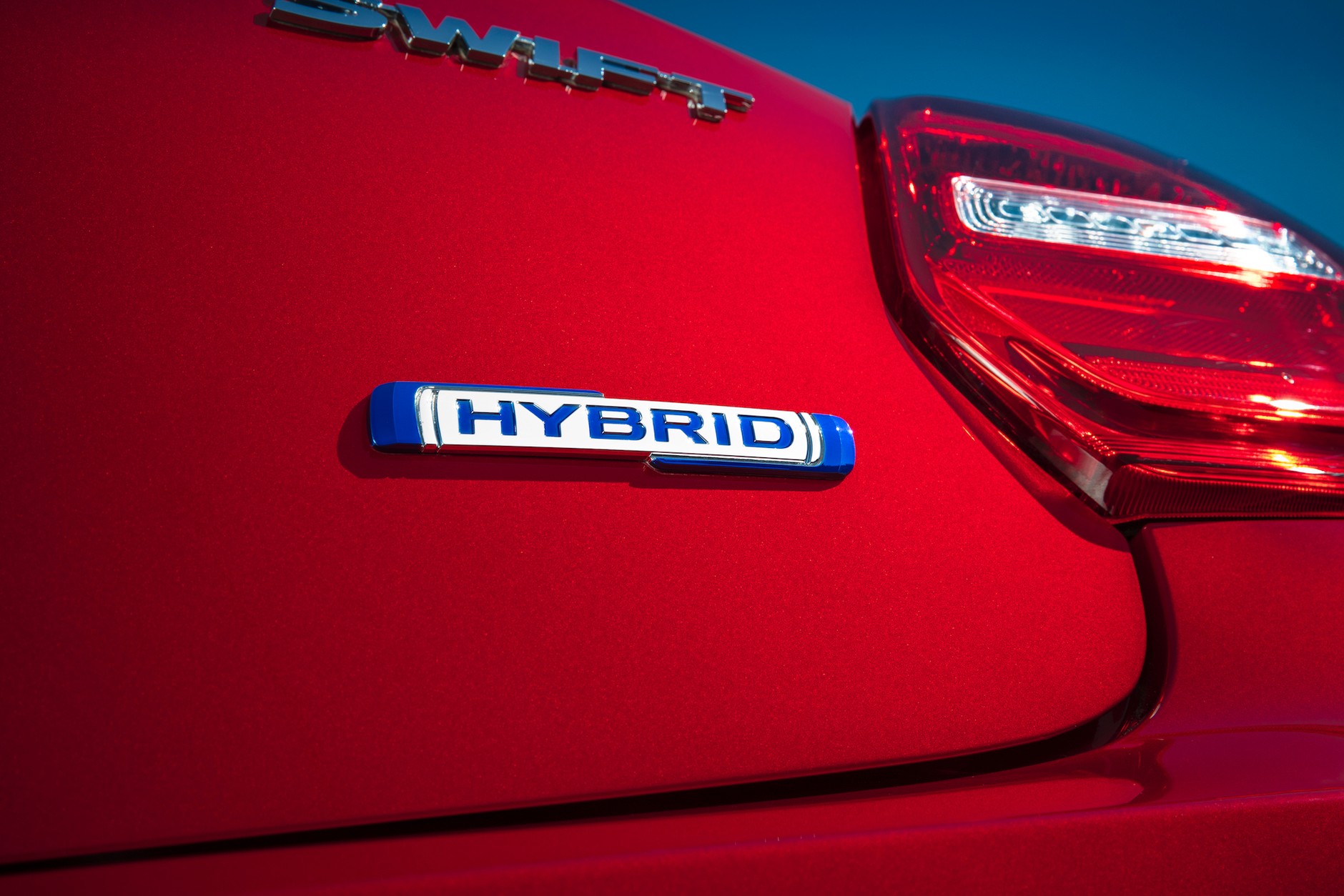 Suzuki Swift Mild Hibrid po modernizacji – więcej wyposażenia i oszczędniejszy silnik