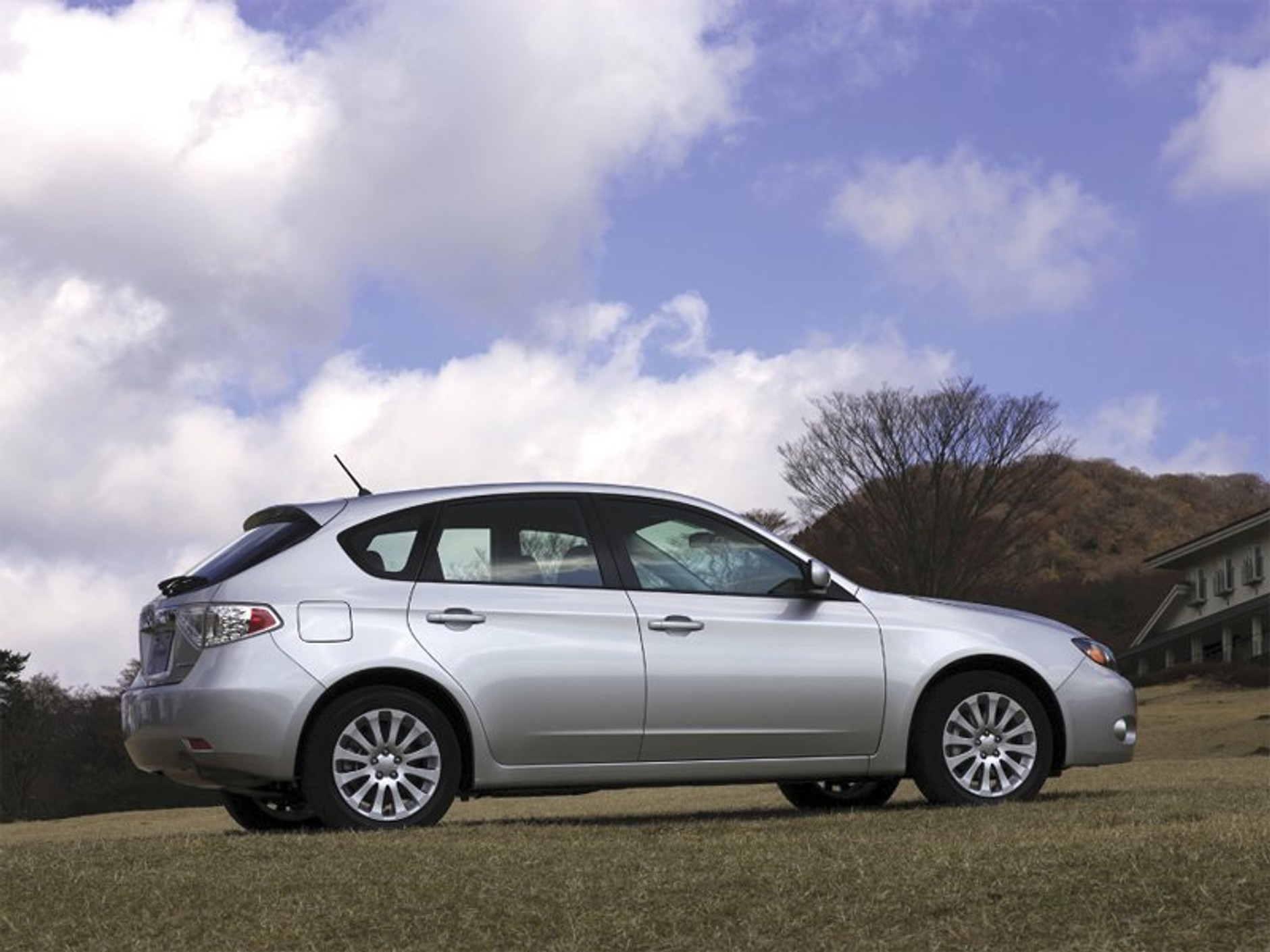 Nowe Subaru Impreza sedan i hatchback