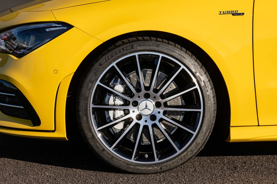 Mercedes-AMG CLA 35 4Matic – pod maską 306 KM