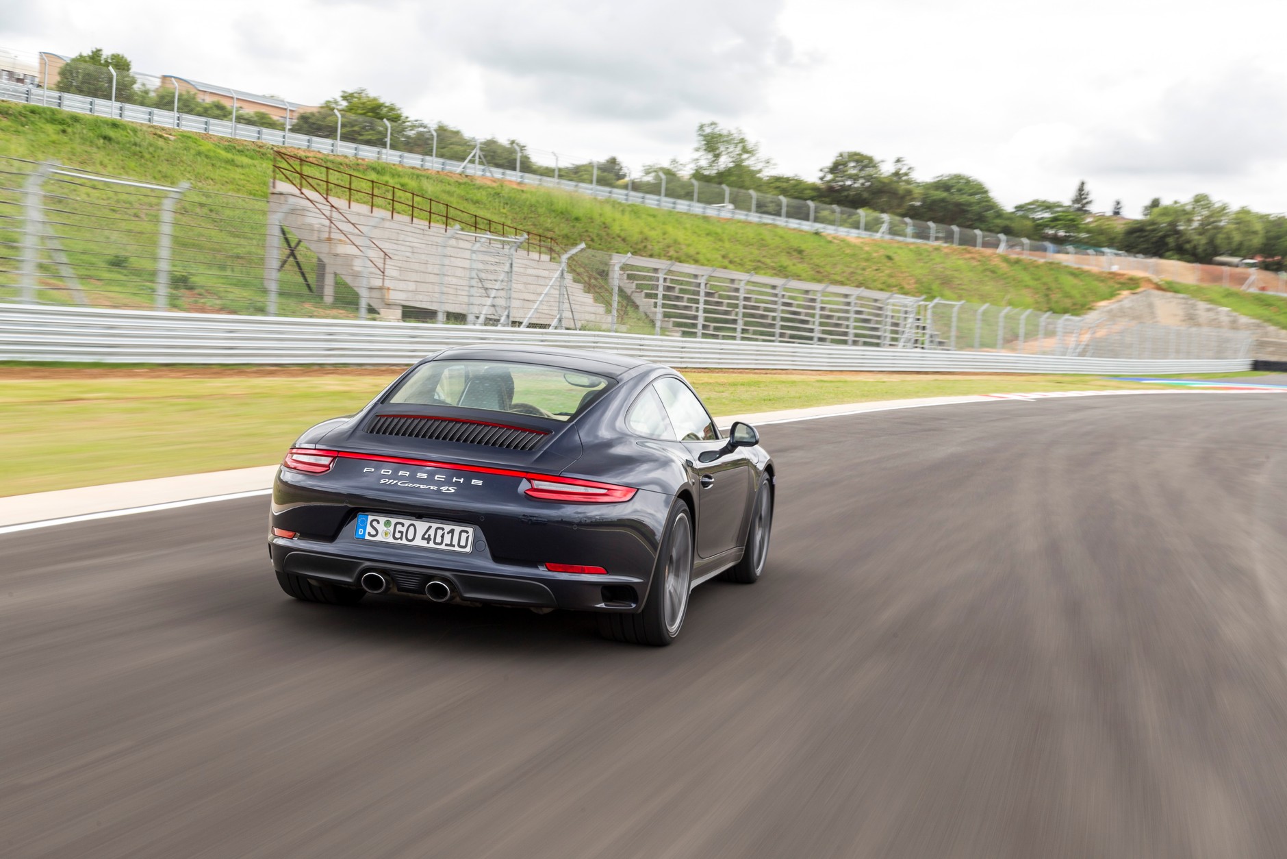 Porsche 911 Carrera 4S