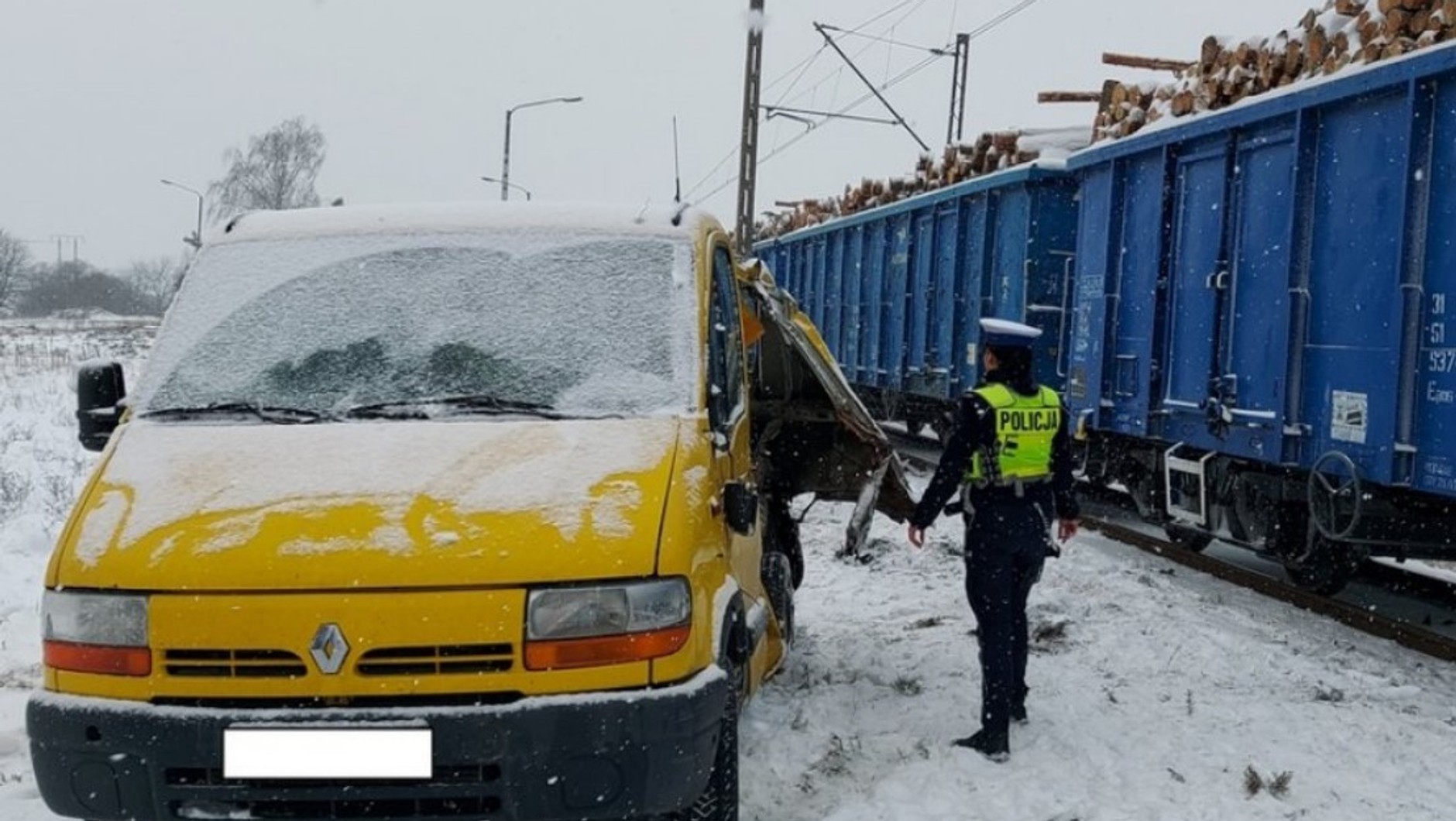 Wypadek na przejeździe w Pieczyskach