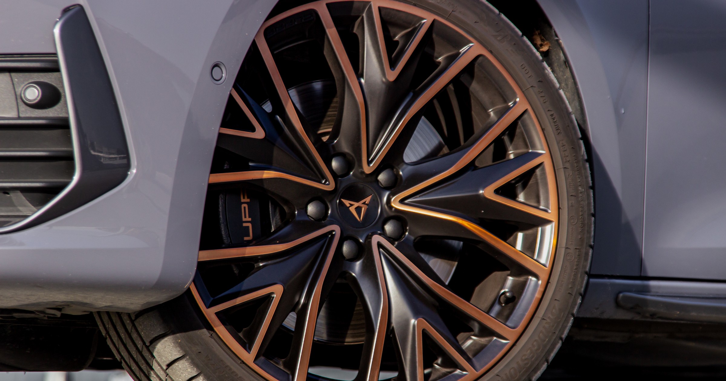 Pisk z układu hamulcowego czasem może być naturalnym efektem. Zdarza się jednak, że to zwiastun awarii