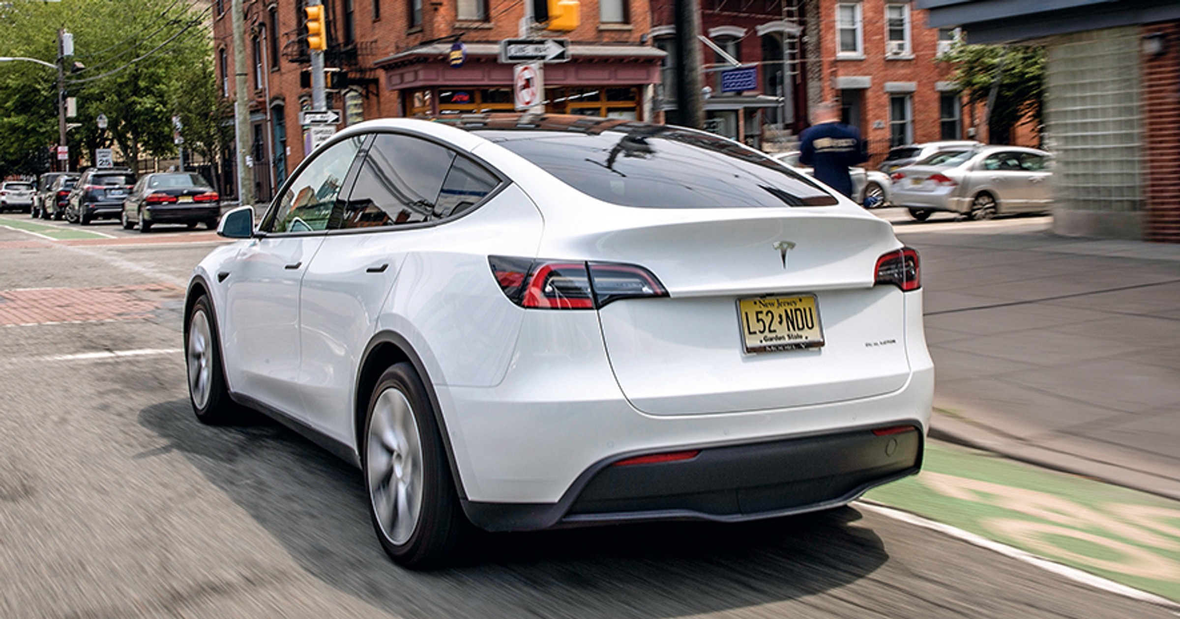 Tesla Model Y (2021) 