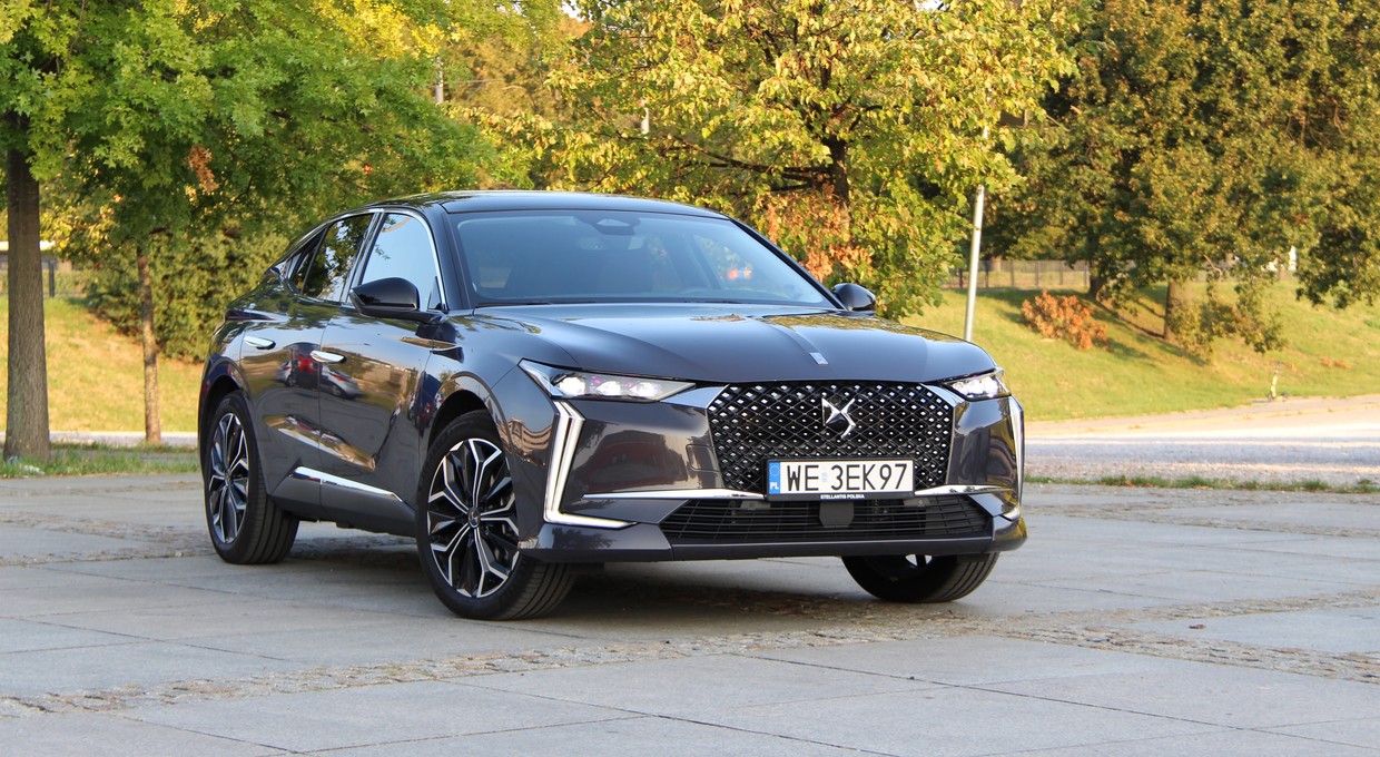 DS 4 PHEV Antoine De Saint Exupery, czyli wyszukany, komfortowy i... niszowy kompakt
