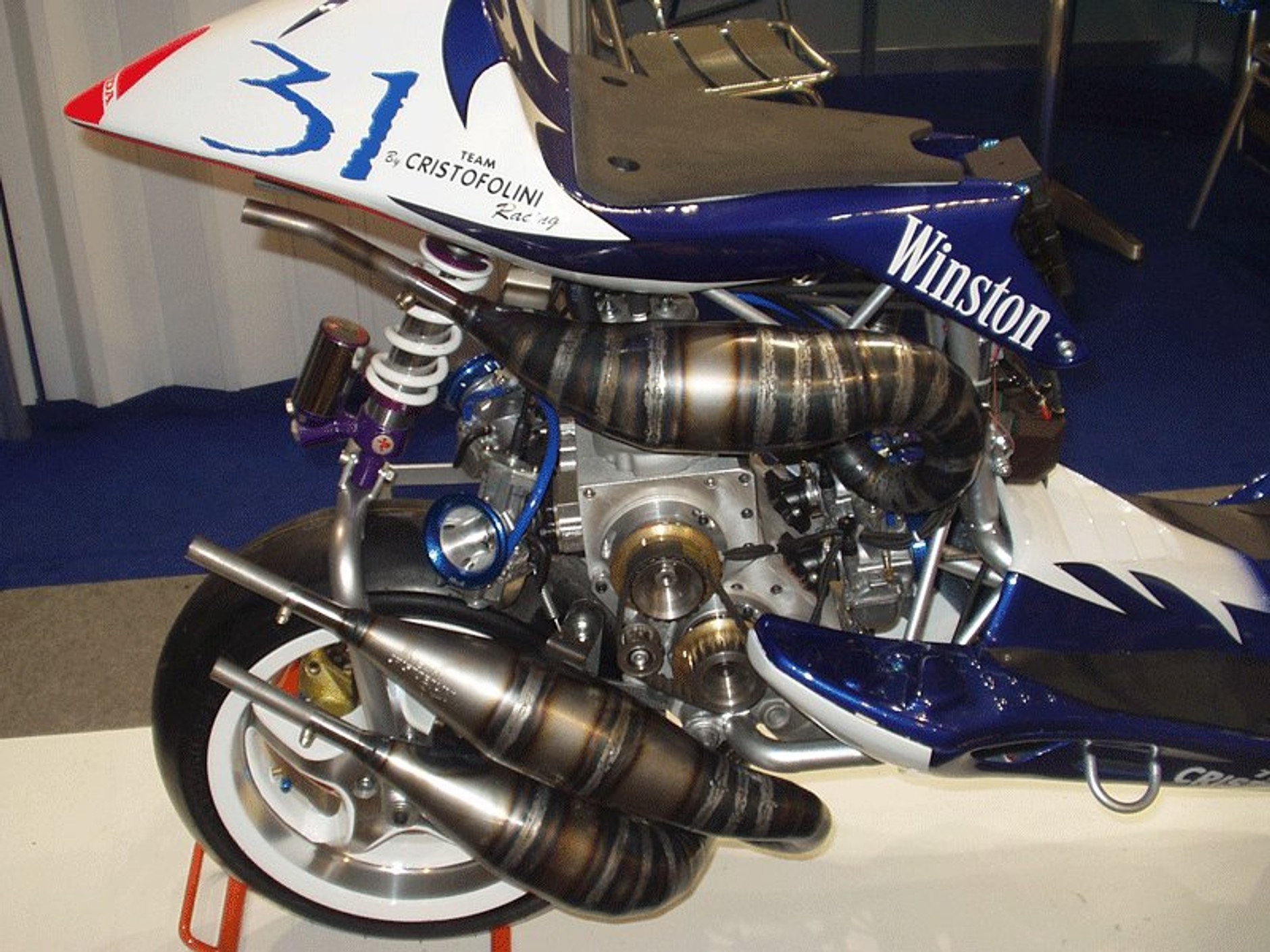 Team Cristofolini Racing: czterocylindrowy skuter