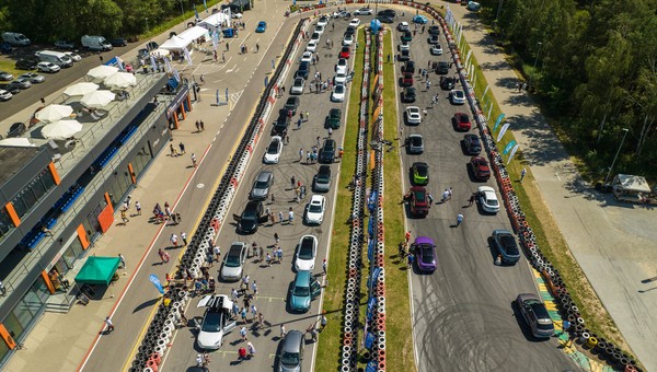 Weź udział w największym teście samochodów elektrycznych razem z redakcją Autoświat.pl